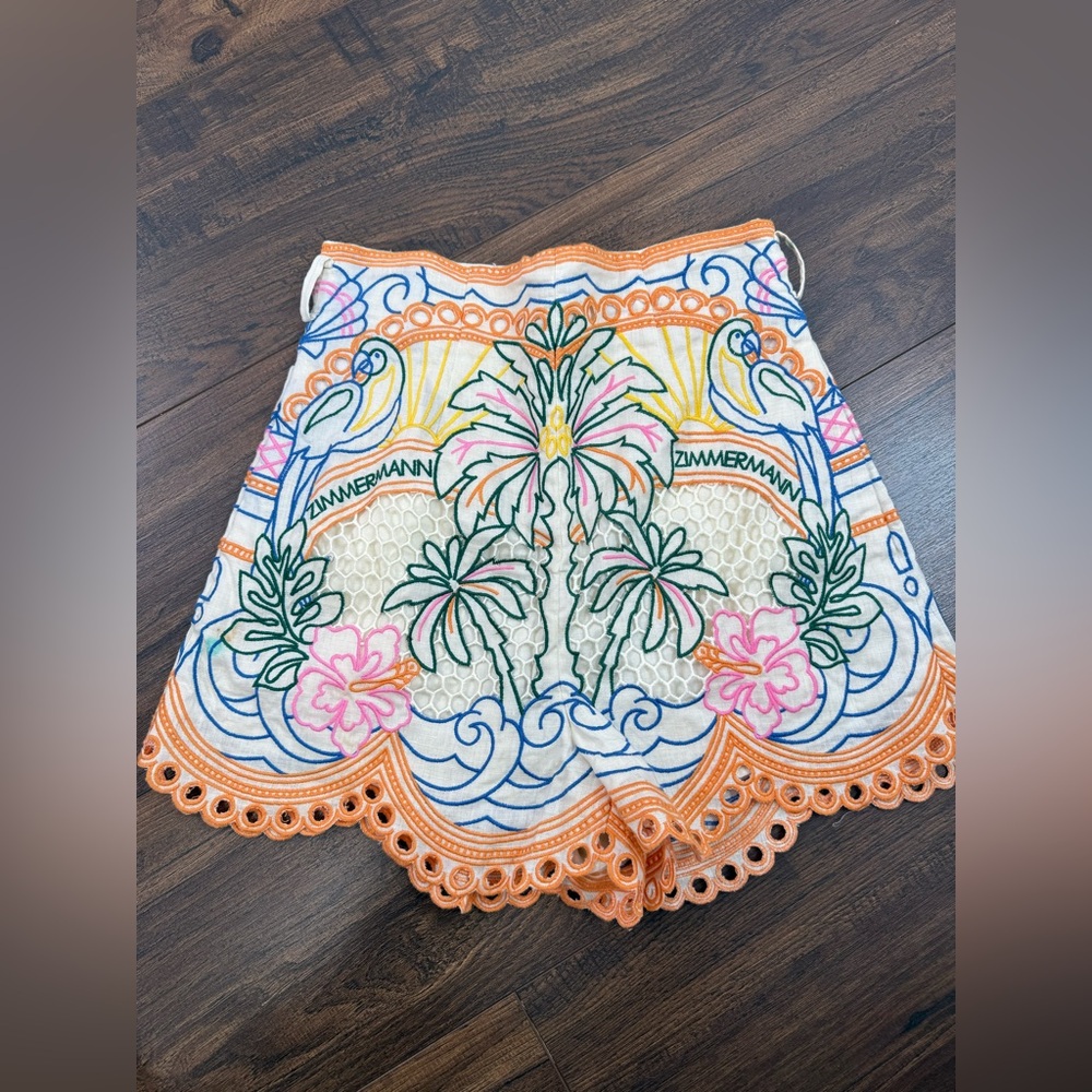 ZIMMERMANN
Ginger Tropical linen shorts - Picture 3 of 9